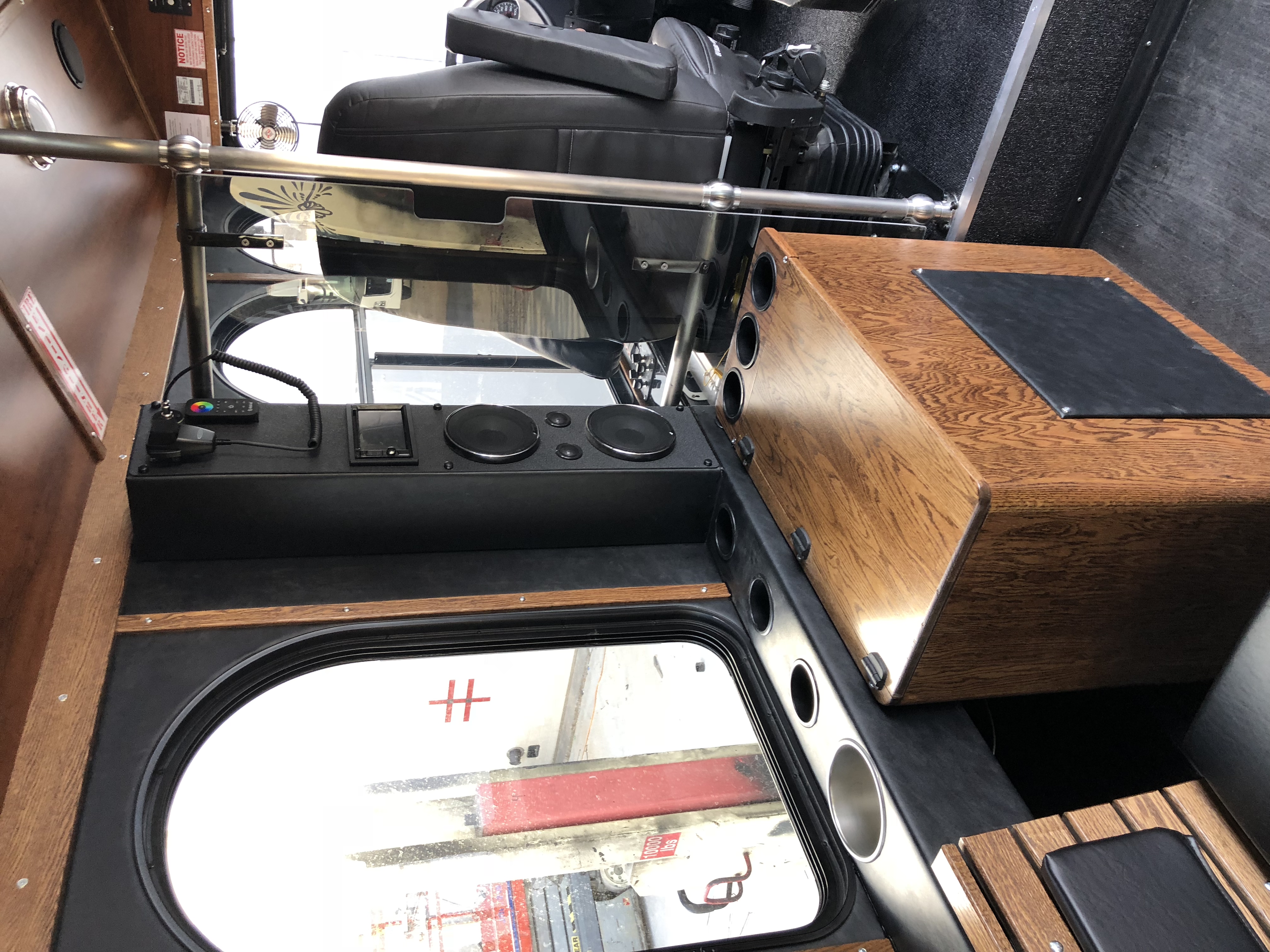 Speakers and Bar