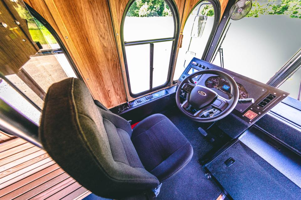 Drivers Seat Carriage